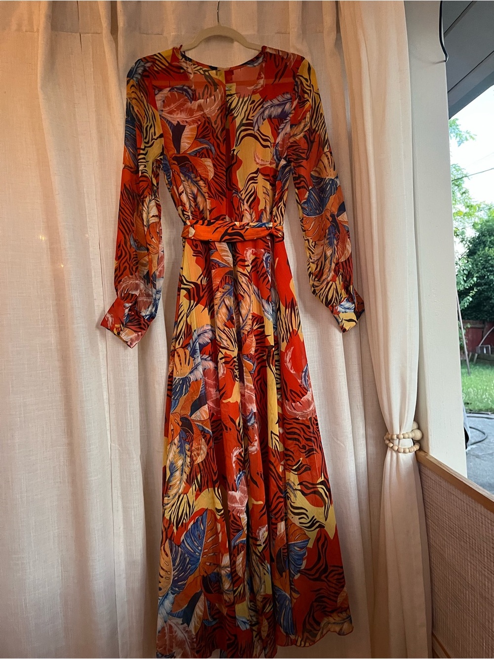 NWT MULTICOLOR TROPICAL Print Maxi Dress with Belt - Picture 5 of 9